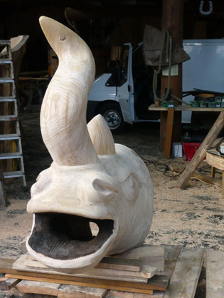 Holz Skulptur Nashorn Kopf